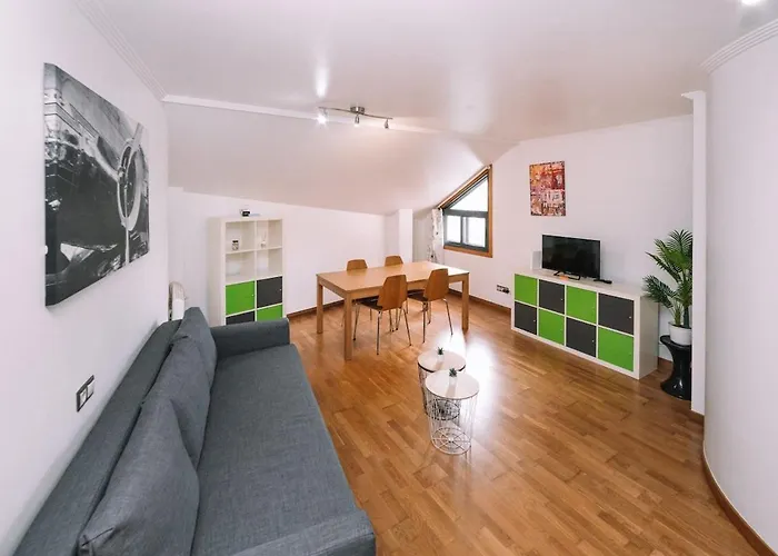 Confort Junto Al Centro By *